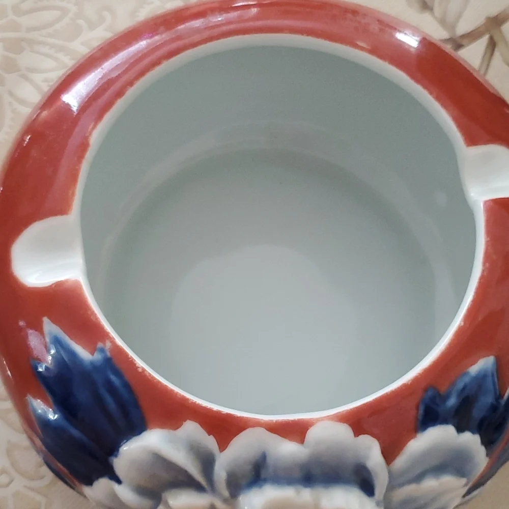 VINTAGE LATE 20TH CENTURY CHINISERIE CIGAR ASHTRAY CATCH ALL.